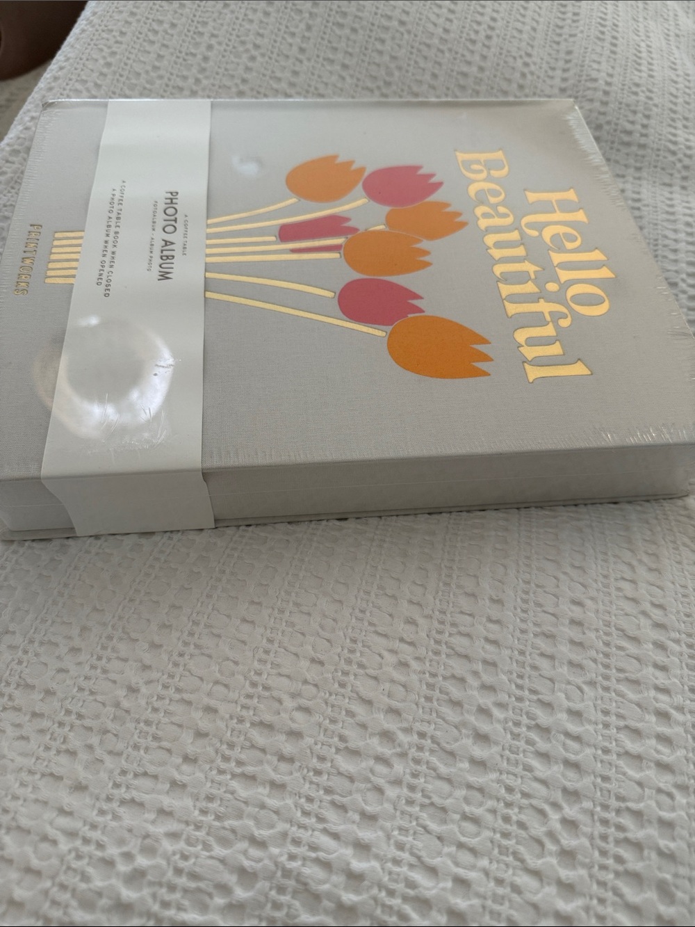HELLO BEAUTIFUL A Coffee Table Photo Album. By Printworks - Picture 5 of 8